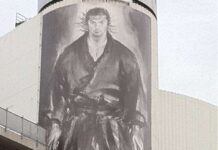 Mural Vagabond Setinggi 18 Meter di Tokyo