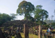 Gunung Padang: Misteri Peradaban yang Hilang dan Kearifan Lokal (1/2)
