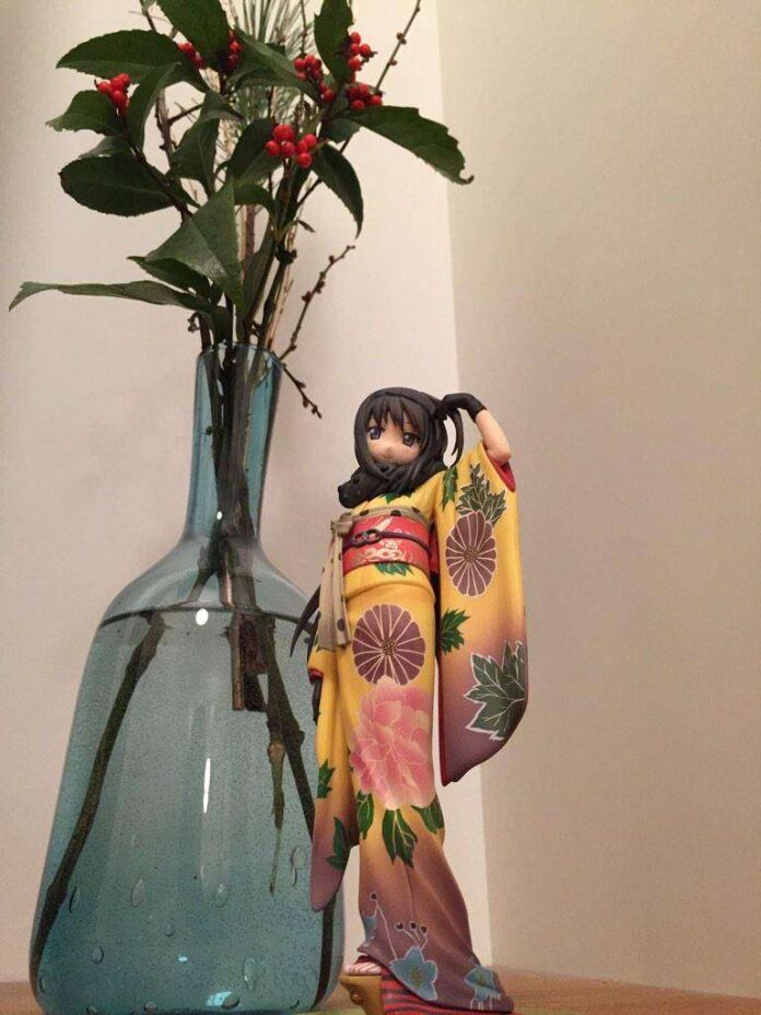 B6MbaSXCYAE0nzk.jpg large