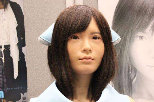 Robot-Cantik-Jepang-Bisa-Dipacarin_haibaru650x431