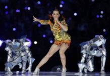 Katy Perry Akan Terbang Ke Jepang dengan Clannad