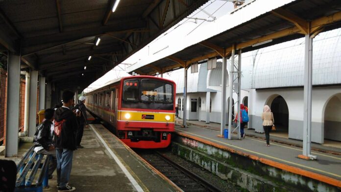 krl-tujuan-nambo