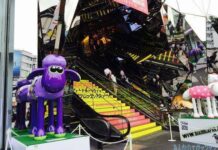 Ini Dia Patung Shaun The Sheep Rasa Evangelion Karya Hideaki Anno