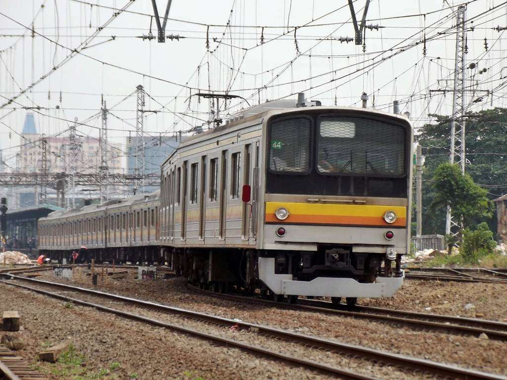 JR 205 | Foto Oleh: Fasubkhanali