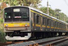 Empat Rangkaian KRL seri 205 eks-jalur Nambu Diuji Coba