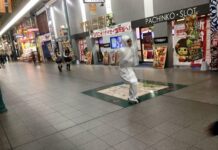 “Pocong” Terlihat Di Jepang Saat Perayaan Halloween
