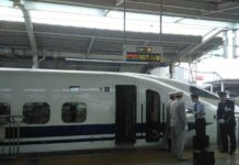 Pilih Kereta Cepat Jepang, PM India Kunjungi Pabrik Shinkansen