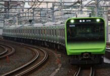 Segera Dioperasikan, Uji Coba KRL JR Seri E235 Dinaiki Wartawan