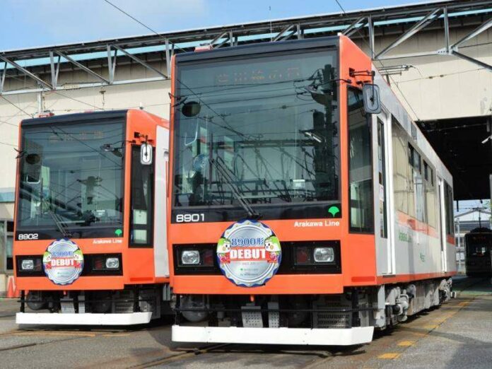 tn_jp-tokyo_series_8900_trams_depot_Akihiro_Nakamura__3