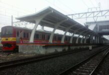 KCJ Uji Coba KRL Formasi 10 Kereta di Jalur Maja