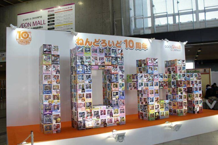 Merayakan ulang tahun ke-10 lini figur Nendoroid dari GoodSmile Company.