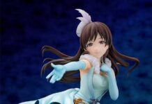 Sambut Figur Minami Nitta Berbalut Kostum Unit Love Laika