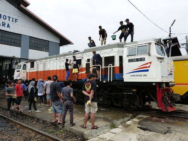 13296332_10208548906537620_949889434_n