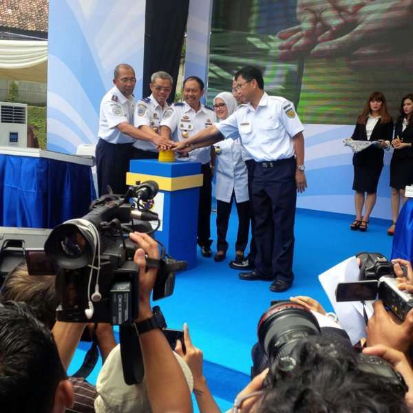 1cf4aa1567a8ab21ec39e5681e232787