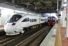 Tarik Minat Wisatawan, JR Kyushu Beri Potongan Harga Spesial KRL Ekspress Terbatas seri 885 dan KRL seri 813 milik JR Kyushu | Sumber: ntonrail.blogspot.com