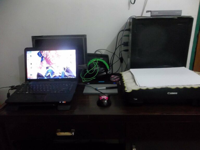 Meja Staff - Hafizh A.