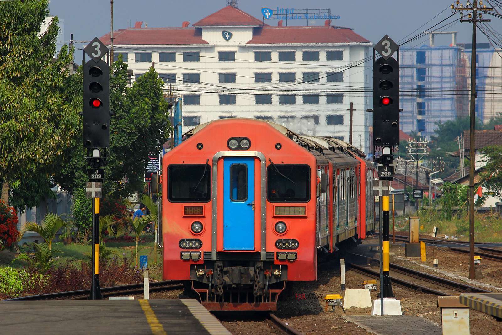 21964702071_41f053dd26_o KA Prambanan Ekspres (Prameks) | Foto: Farouq Adhari
