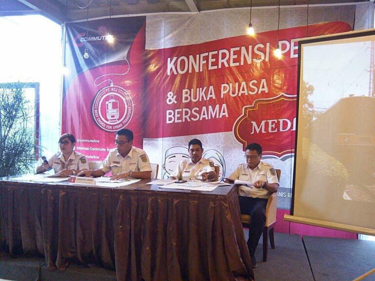 Acara konferensi pers PT KCJ & buka puasa bersama media