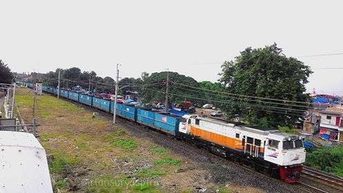 13645269_1547509652223723_3175424599890370216_n Akhirnya KA Babarandek Beroperasi Hingga Nambo