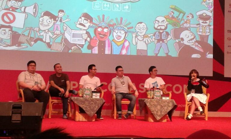 Mutiara Donna Visca (kanan) memandu talkshow bersama para tim pembuat Laga Jakarta