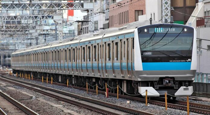 jr_east_e233_series_emu_1029