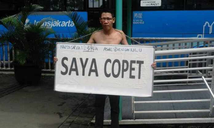 copet-transjakarta-ragunan
