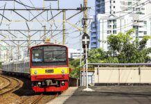 Gangguan Operasional, Perjalanan KA di Lintas Layang Terhenti Sementara