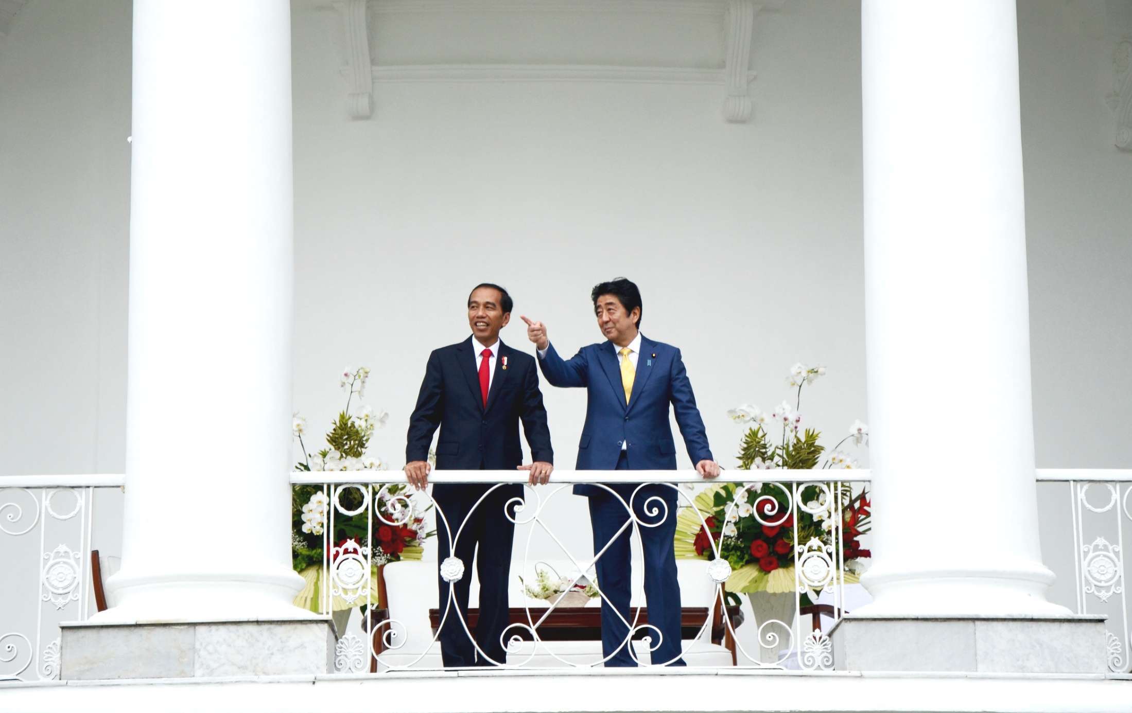 image-25 Presiden RI Joko Widodo bersama dengan PM Jepang Shinzo Abe | Sumber: setkab.go.id