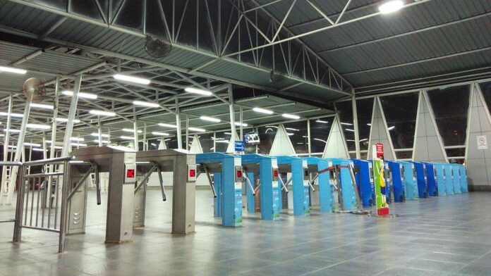 gate-elektronik-stasiun-bogor-kaori-nusantara