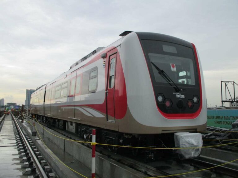 LRT Jakarta