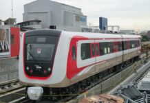Rangkaian Perdana LRT Jakarta Mulai Diuji