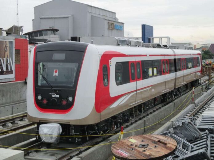 LRT 2