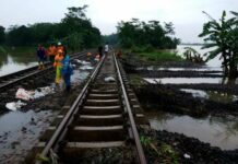 Jalur KA Lintas Utara Banjir, Perjalanan Kereta Terganggu gangguan kereta api