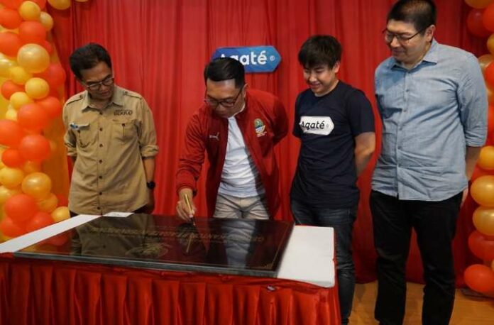 agate ridwan kamil