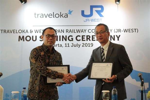 traveloka jr west rail pass