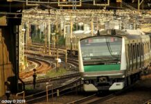 Topan Hagibis Dekati Jepang, JR East Pertimbangkan Hentikan Sementara Operasional Keretanya Ilustrasi: KRL seri E233 milik JR East. (KAORI Nusantara/Farouq Adhari)