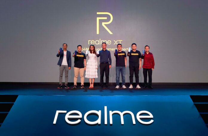 realme realme xt