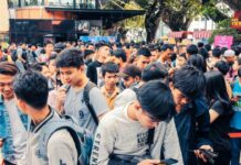 Hujan Deras: Fans MLBB Tetap Antusias Penuhi Medan Merdeka Walk mlbb carnival medan