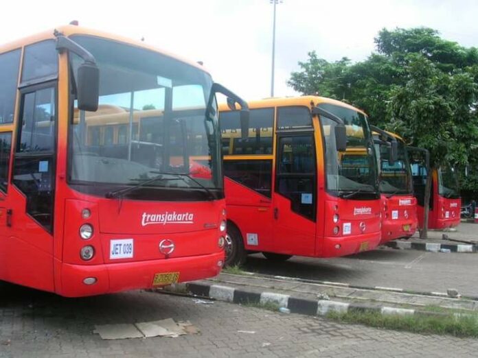bus-JET-transjakarta