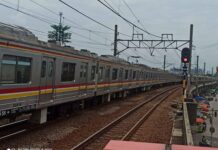KRL Anjlok di Jayakarta, Layanan KRL Pun Terhambat