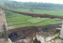 Setelah Jembatan KA di Brebes Roboh, Kini Jembatan Sudah Dapat Dilintasi jembatan roboh