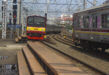 KAI Commuter Ajak Penumpang Menukarkan Tiket Harian Berjaminan dengan Kartu Multi Trip kartu multitrip