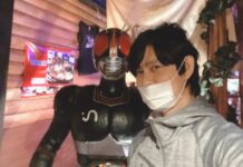 Patung Satria Baja Hitam di Restoran Billy the Kid Akhirnya Dipindahkan ke Rumah Orang Tua Tetsuo Kurata kamen rider block