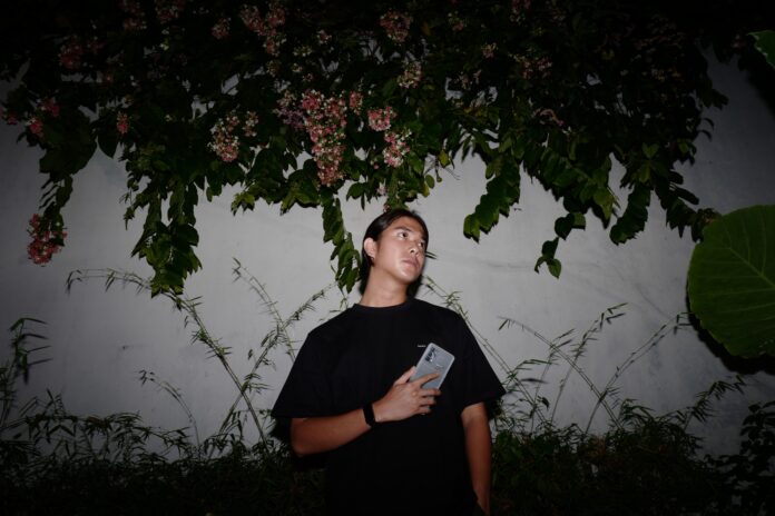 realme GT Master Edition iqbaal ramadhan