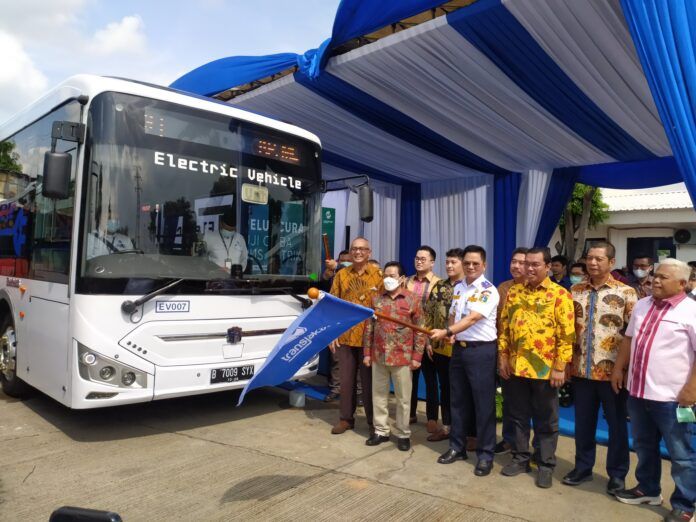 52146470945_d6867c5ac0_k transjakarta bus listrik