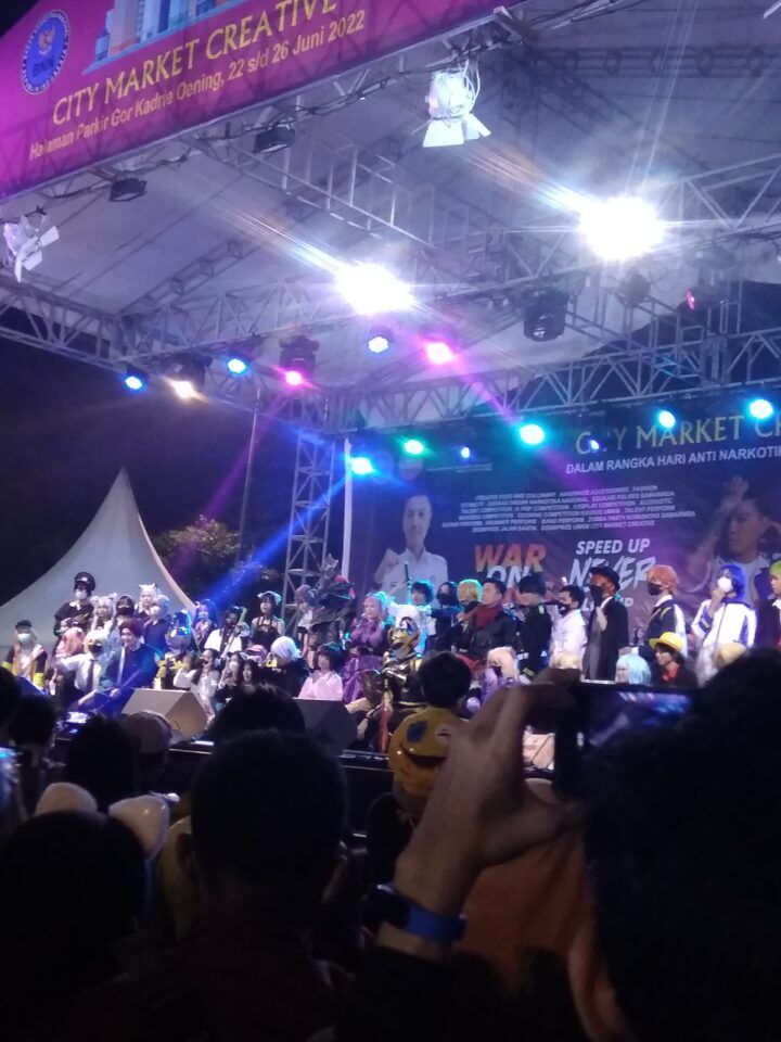 Japan Weekday Night Show