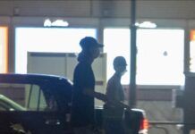 Kento Yamazaki dan Suzu Hirose Kepergok Jalan Bareng Suzu Hirose