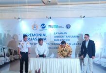 Transjakarta dan Perum PPD Tandatangani Kerja Sama Pengadaan Bus Listrik ppd bus listrik