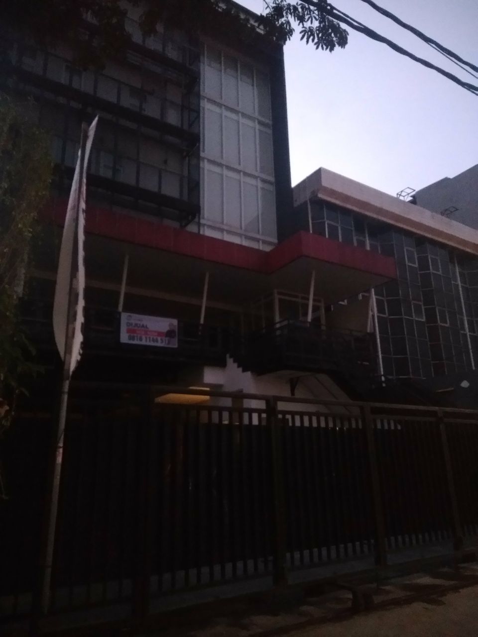 sanggar prathivi tutup