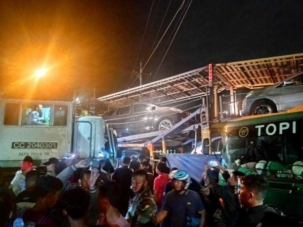 ka sancaka kecelakaan